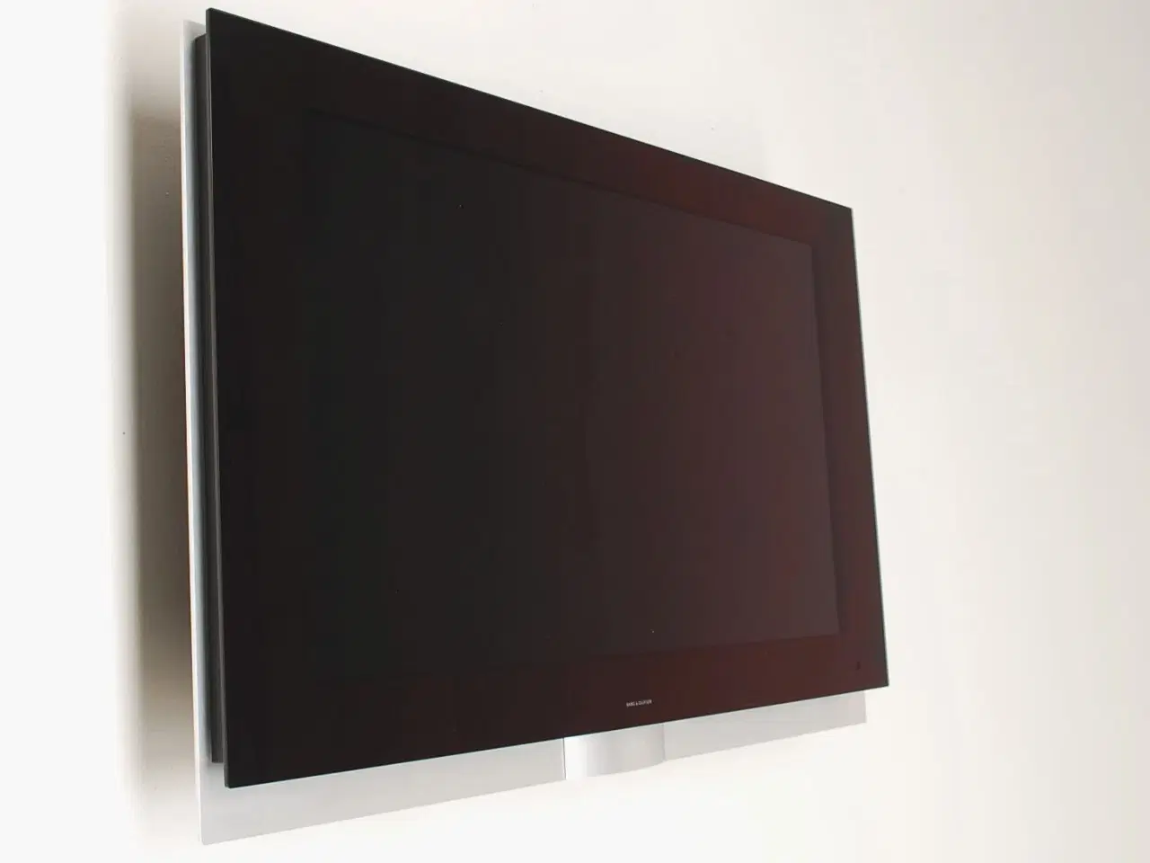 Billede 3 - Supertilbud - BeoVision 7-40 m. gulvstand/vægbeslag og BeoLab 7-1/BeoLab 7-4