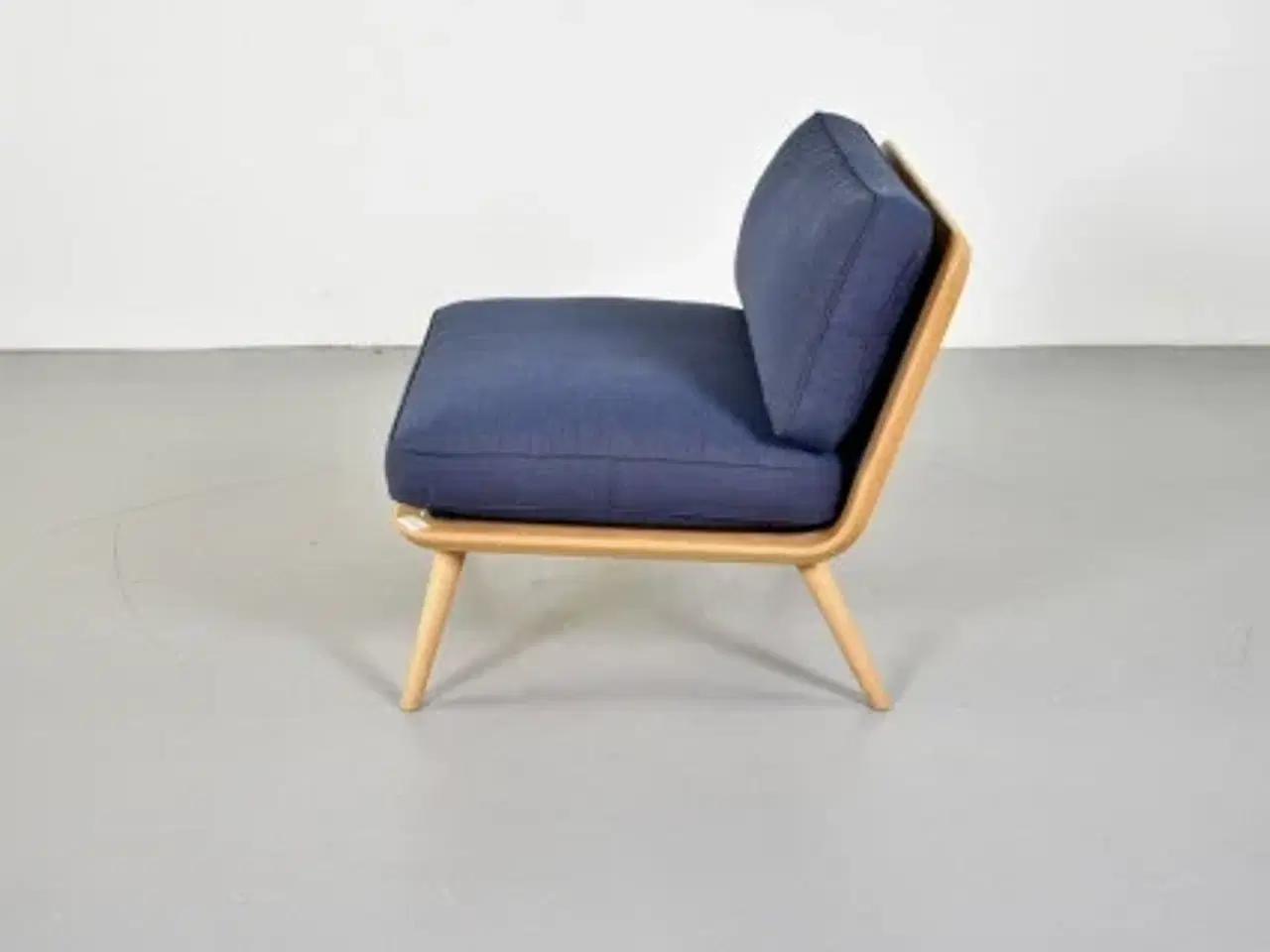 Billede 8 - Loungesæt med en sofa og en stol fra fredericia furniture