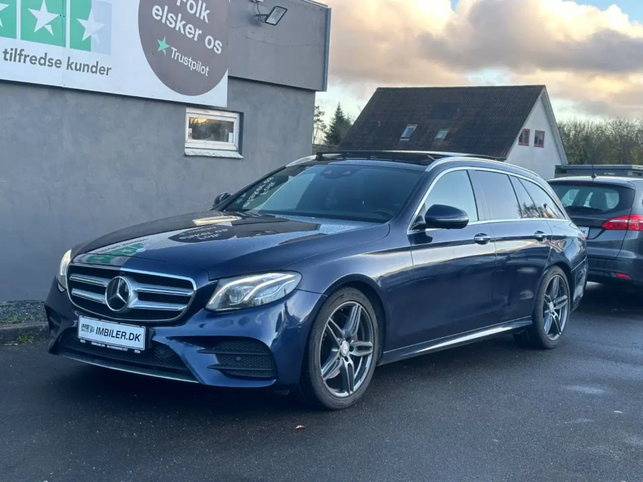 Billede 1 - Mercedes E220 d 2,0 AMG Line stc. aut.