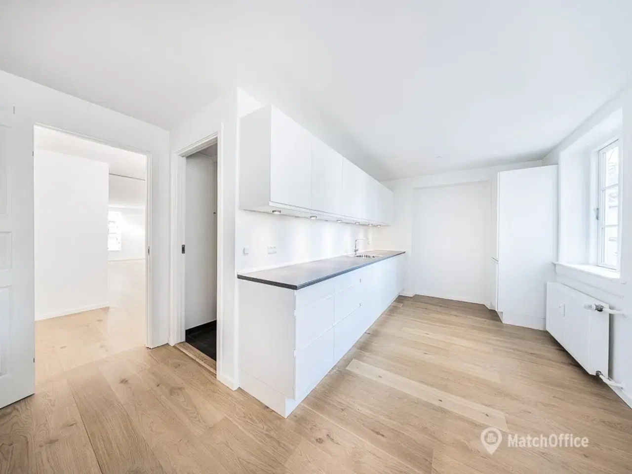 Billede 3 - Kontorlokale i hyggelige Sankt Annæ Passage