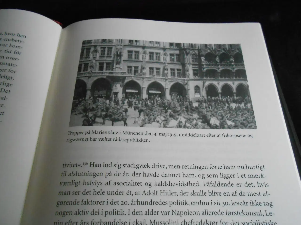 Billede 5 - Hitler en biografi-Joachim Fest