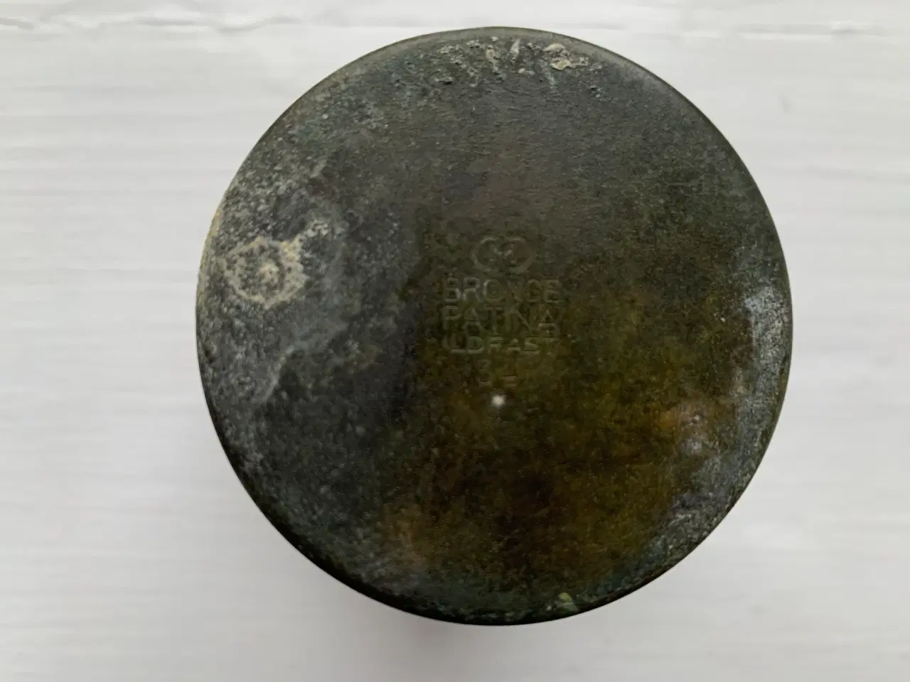 Billede 5 - Lysestage og krus i kunstbronze