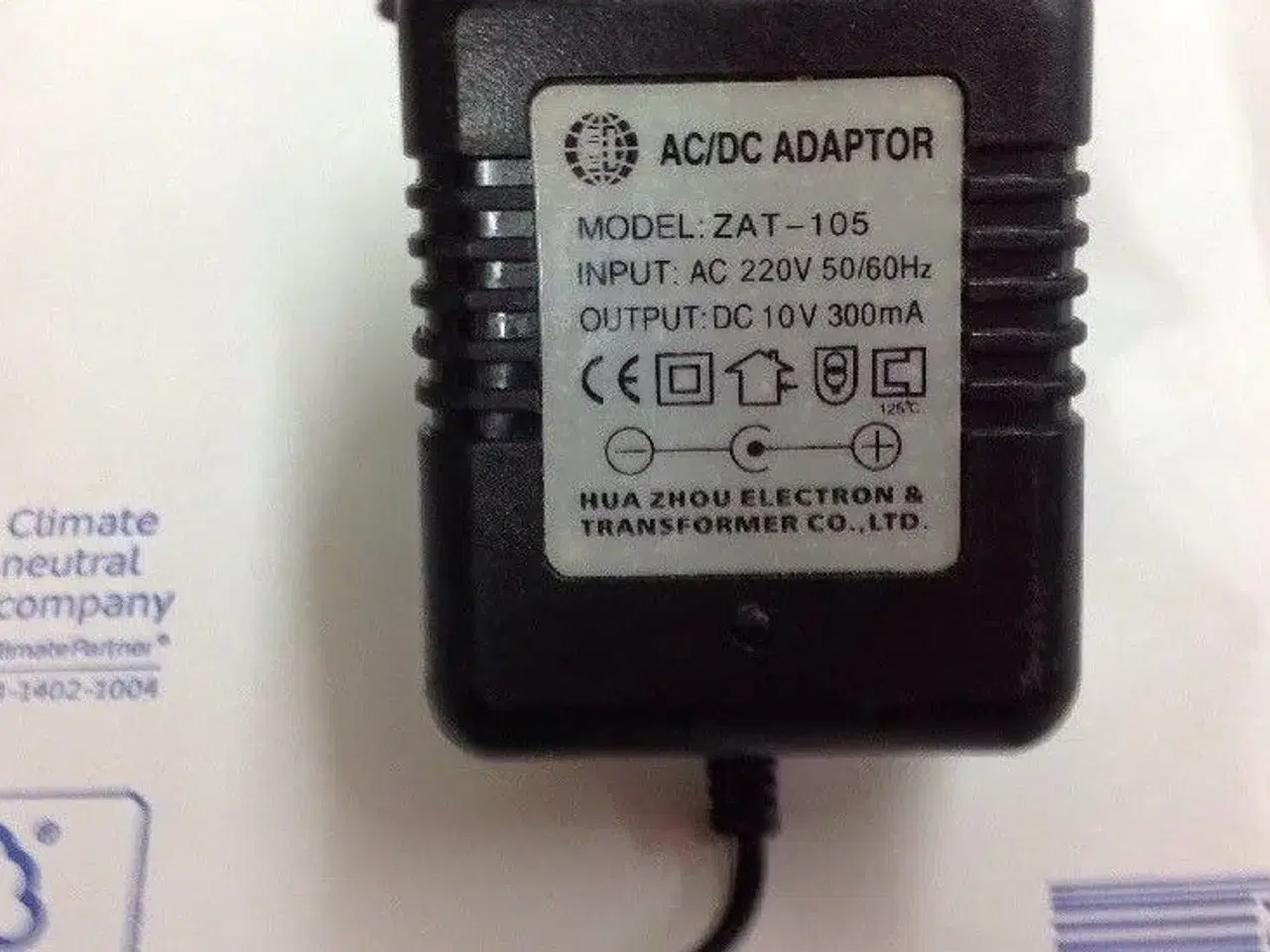 Billede 3 - HUA Zhou ZAT-105 AC/DC Adapter 10V 300mA