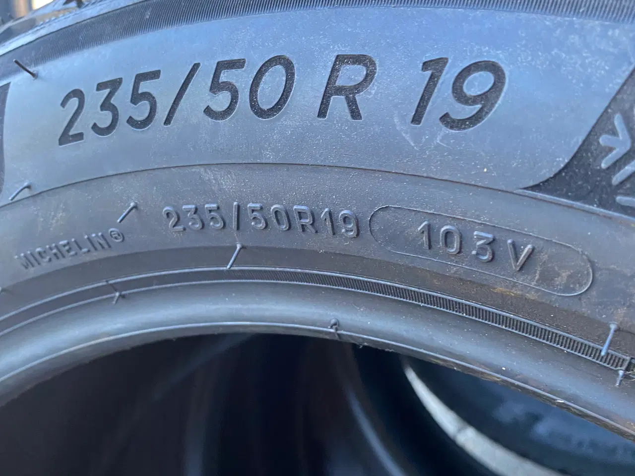 Billede 4 - 19”  235/50-19” Michelin Vinter. 