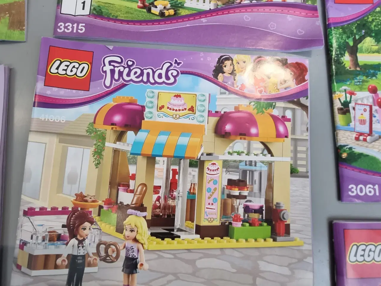 Billede 9 - Lego Friends 8 store, 10 små(inkl. Brugsanvisning)