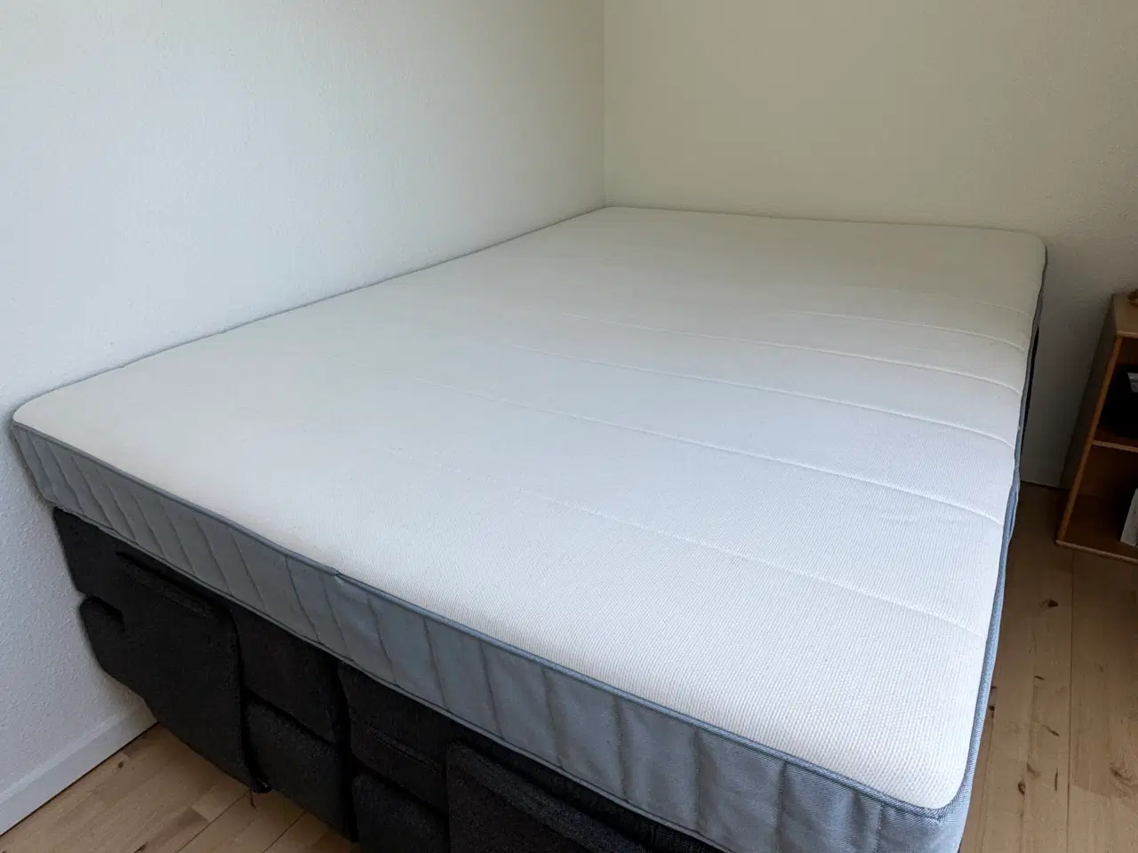 Billede 4 - Springmadras 200x140