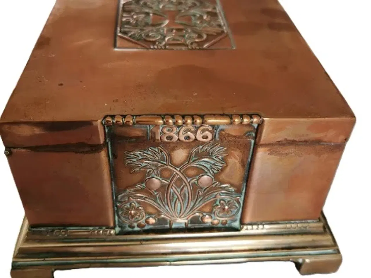 Billede 4 - Georg Jensen. Designet af Johan Rhode. Cigarskrin