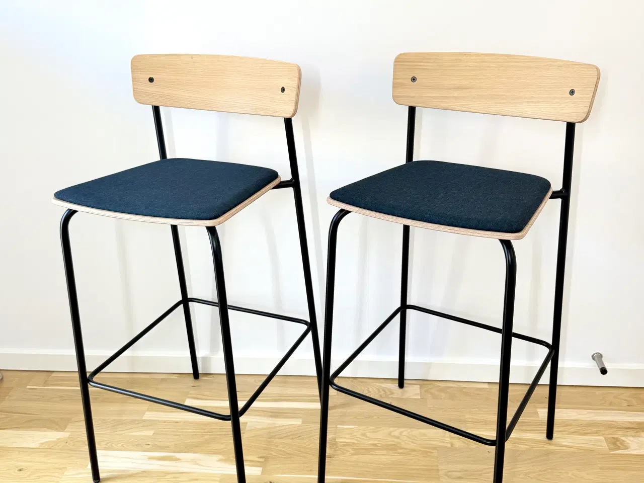 Billede 13 - 2 stk eksklusive TAKT T16 Cross Bar Chair Tube