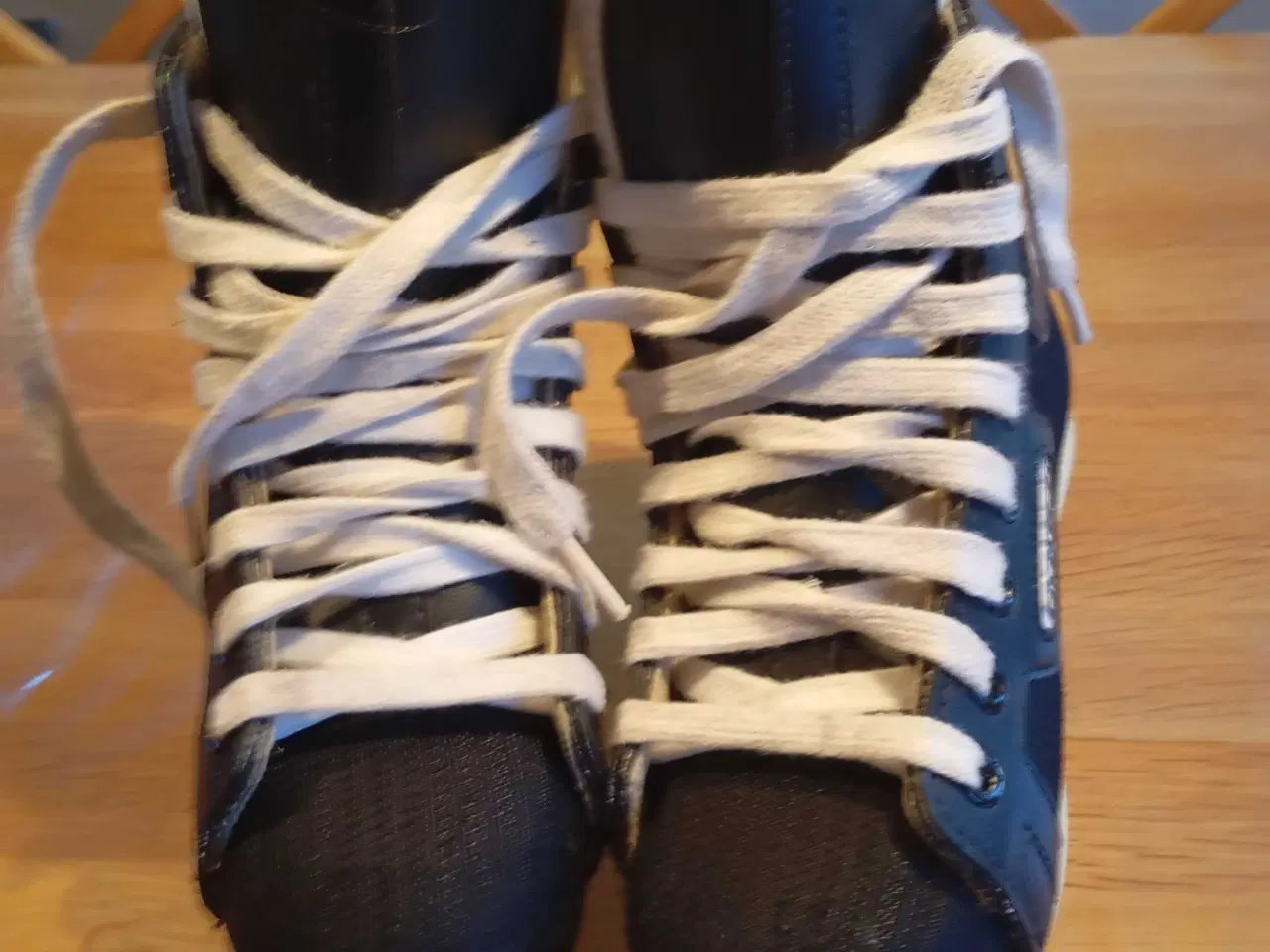 Billede 5 - Børne skøjter. Str. 30 / 12 år