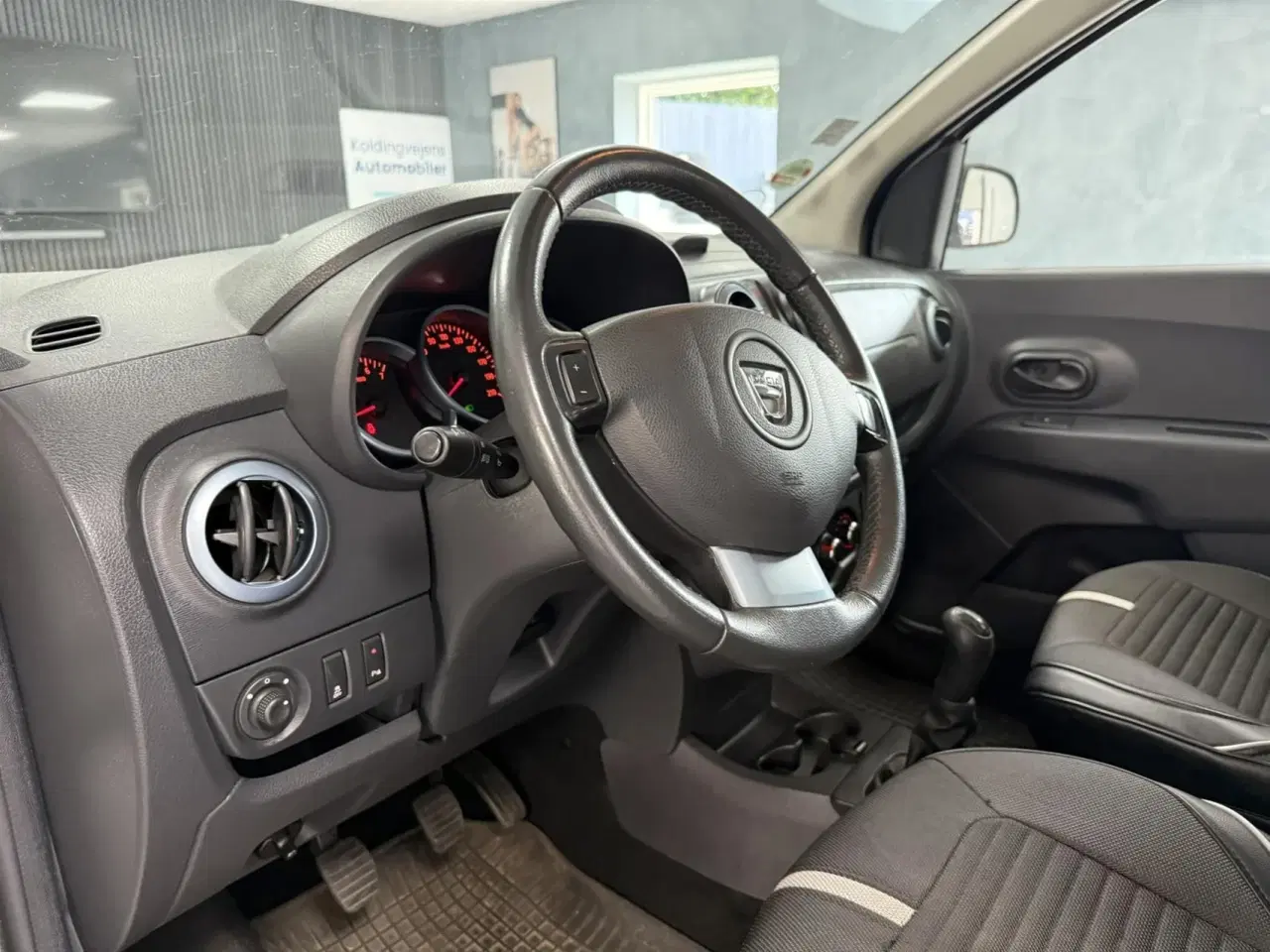 Billede 15 - Dacia Lodgy 7 Sæder 1,5 DCi Stepway Prestige Start/Stop 90HK
