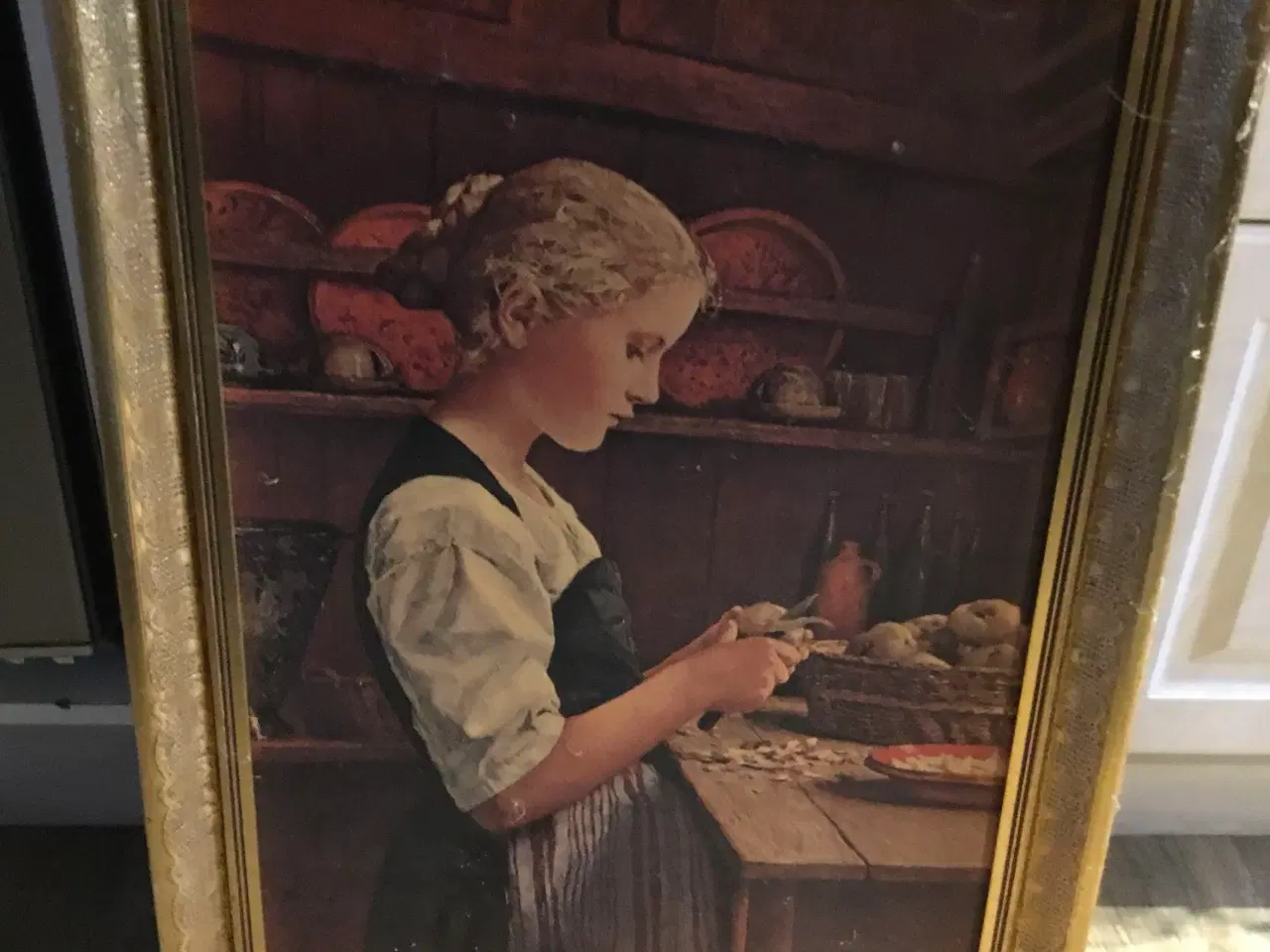 Billede 1 - Billede Kartoffelskrællerpigen