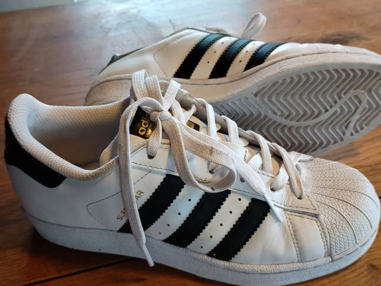 Billede 2 - Adidas superstar str 35