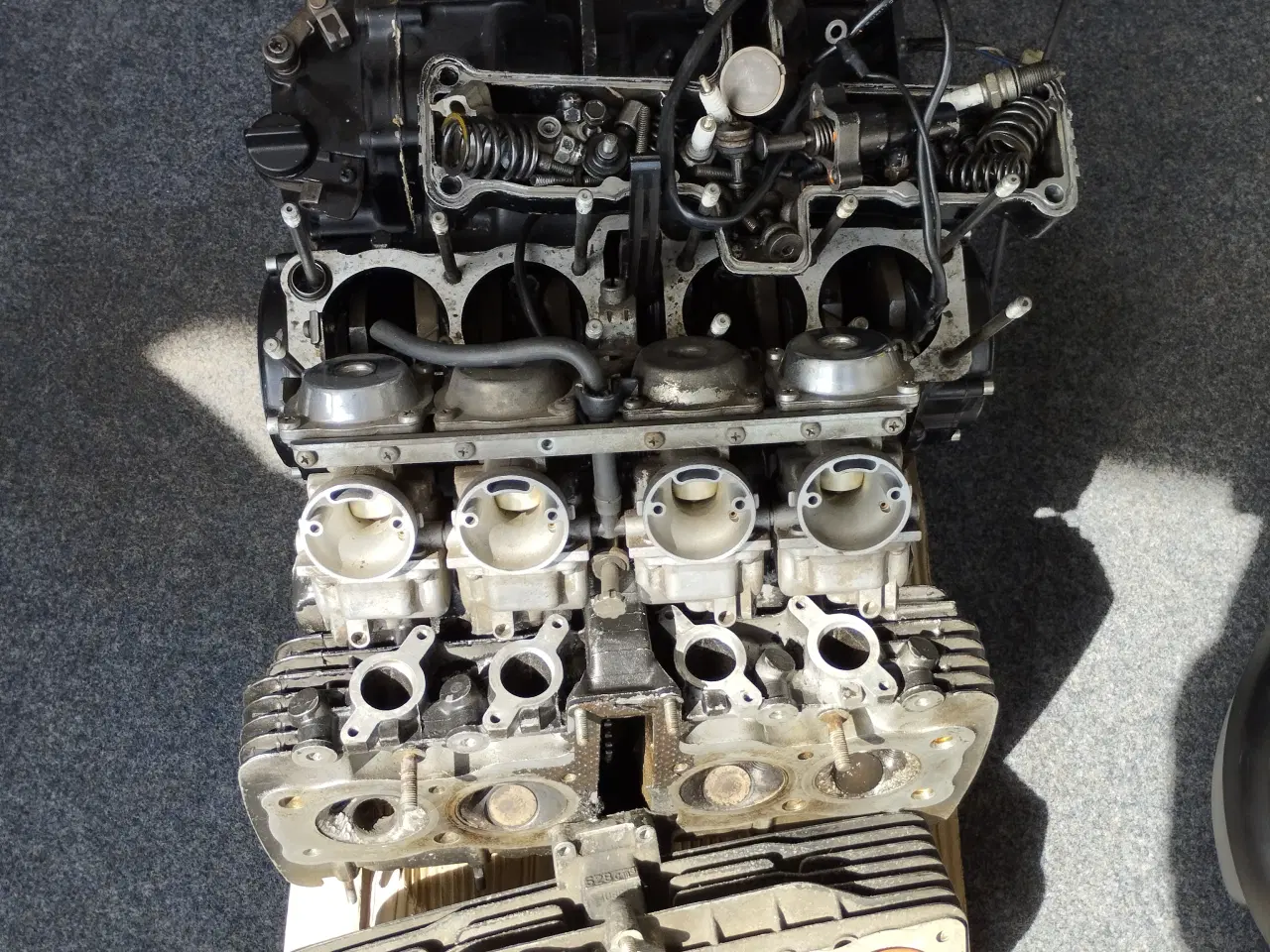 Billede 2 - Motordele Yamaha 550 årgang 1980 .    (  se %)
