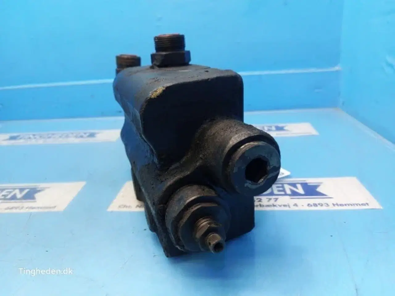 Billede 5 - Case 821E Styreventil 84494280