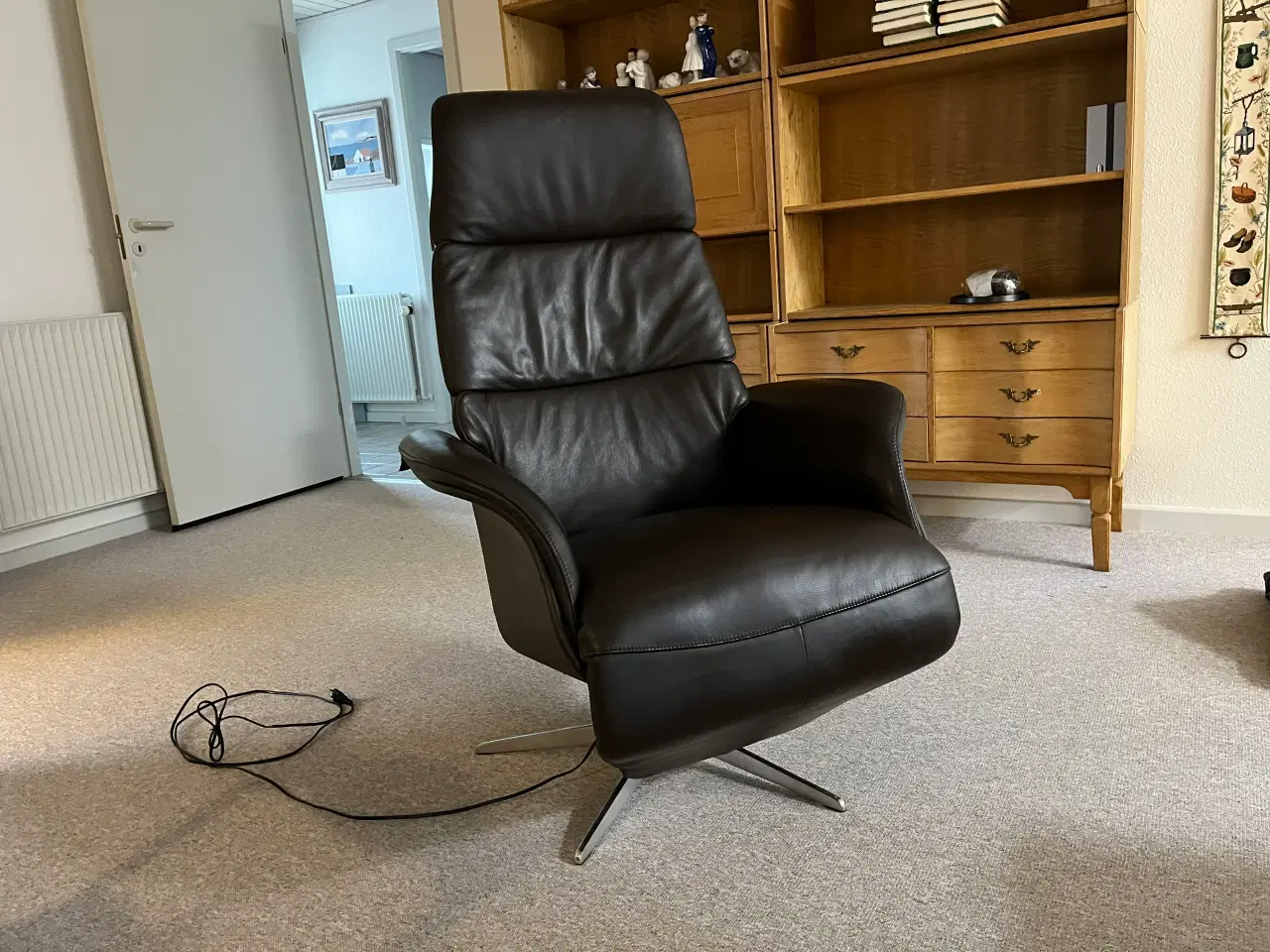 Billede 3 - Hjort Knudsen Dundee lænestol med el betjening.