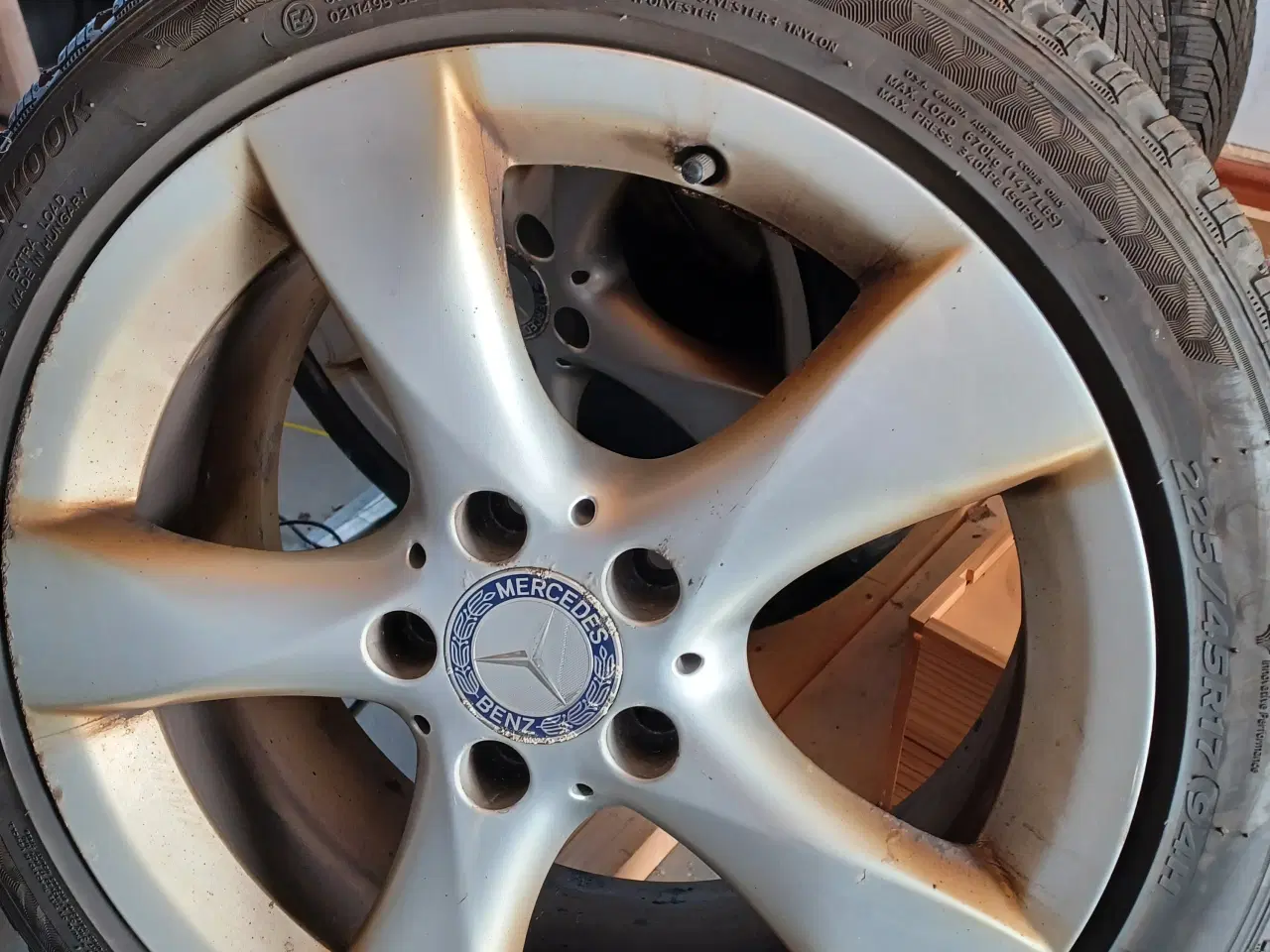 Billede 1 - 4 vinterhjul Hankook 255/45 R17 94H