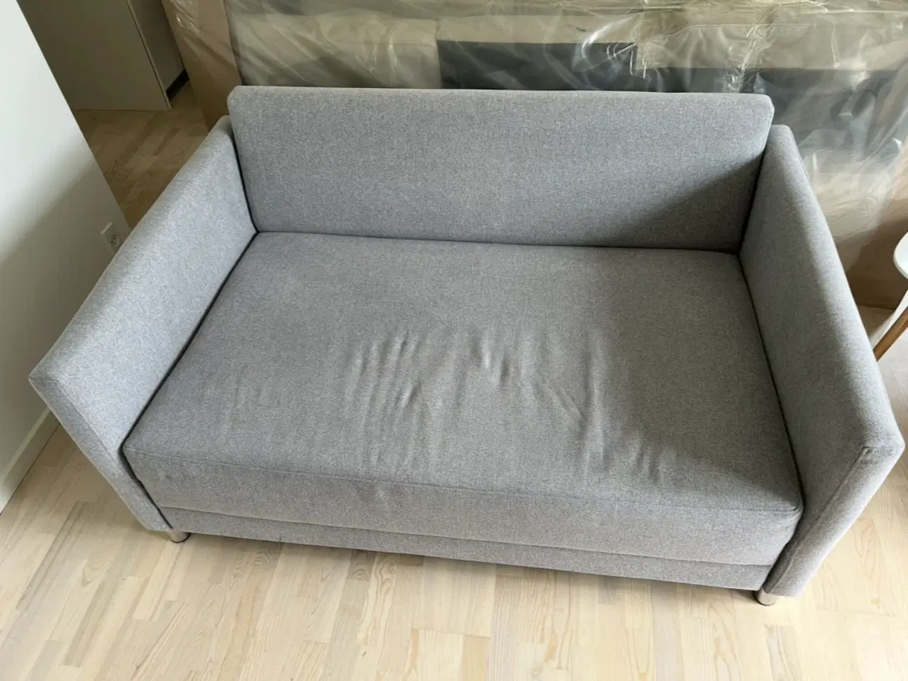 Billede 5 - Dejlig sovesofa i lys grå