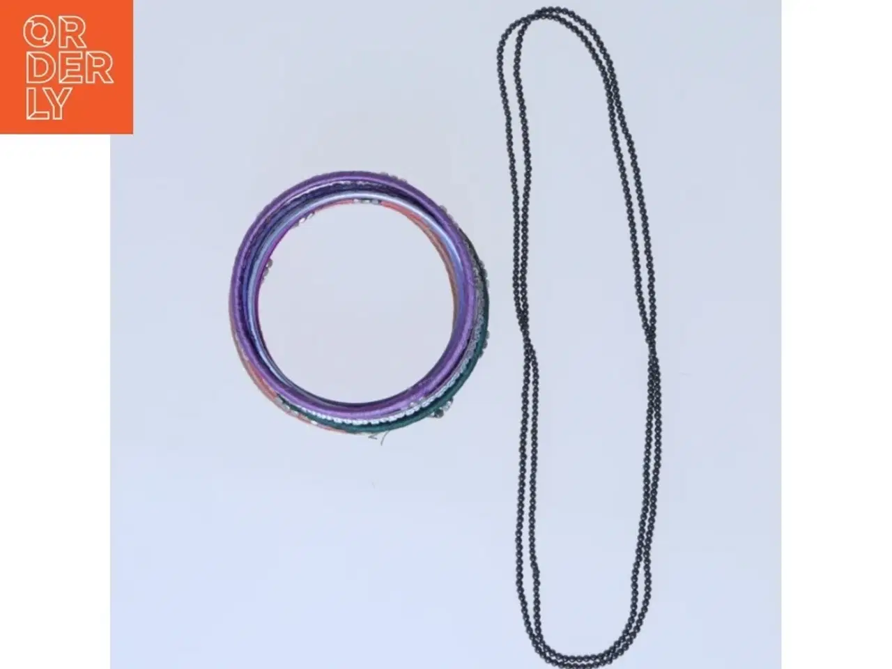 Billede 4 - Farverige armbånd og halskæde (str. Ø 7 cm og 82 cm)