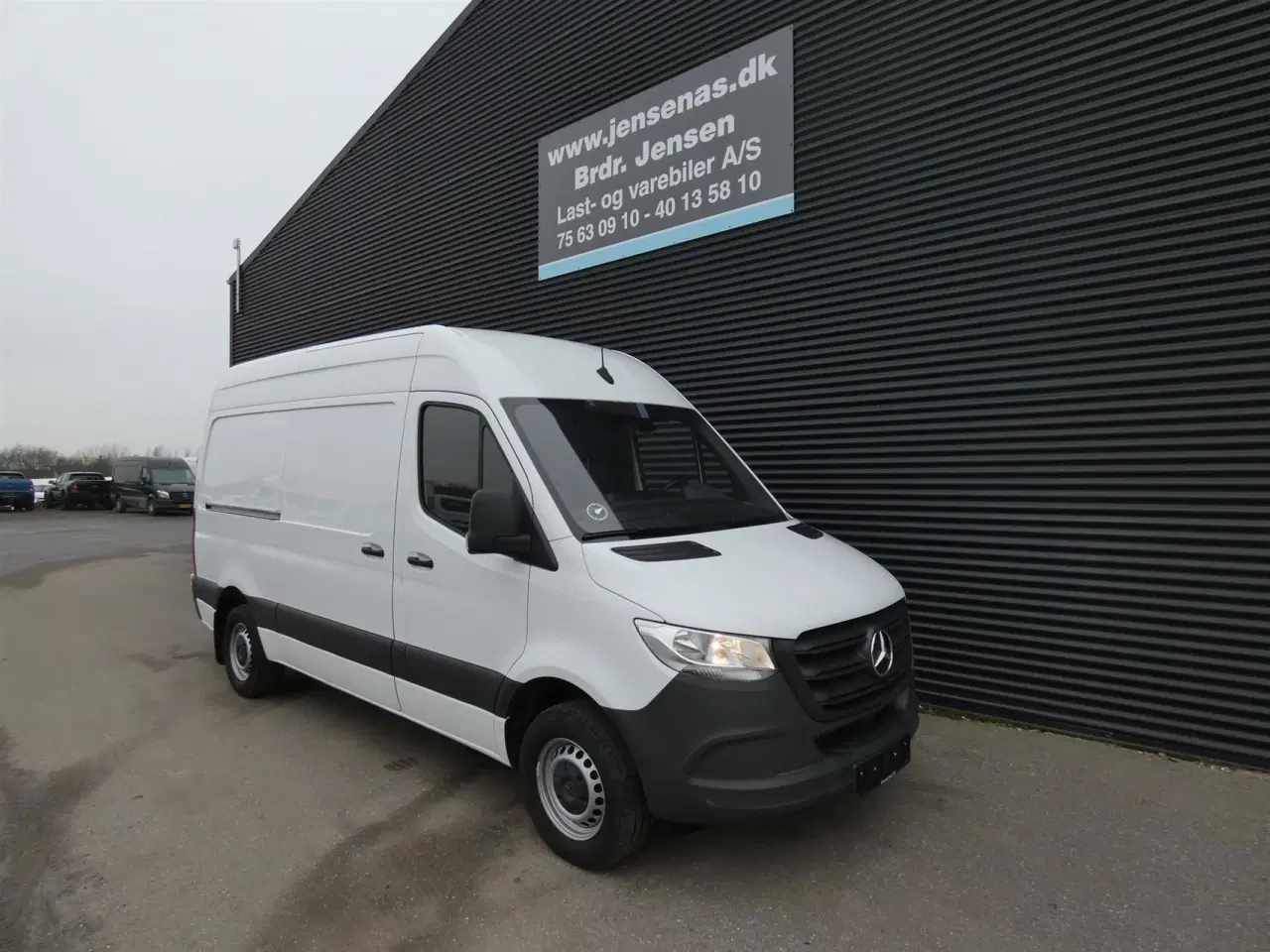 Billede 1 - Mercedes-Benz Sprinter 317 2,0 CDI A2 H2 RWD 9G-Tronic 170HK Van Aut.