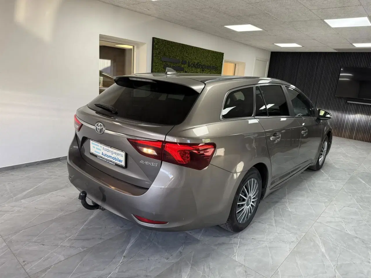 Billede 4 - Toyota Avensis Touring Sports 1,8 VVT-I T2 Executive 147HK Stc 6g