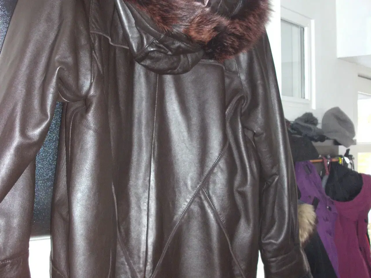 Billede 1 - Skind jakke / frakke