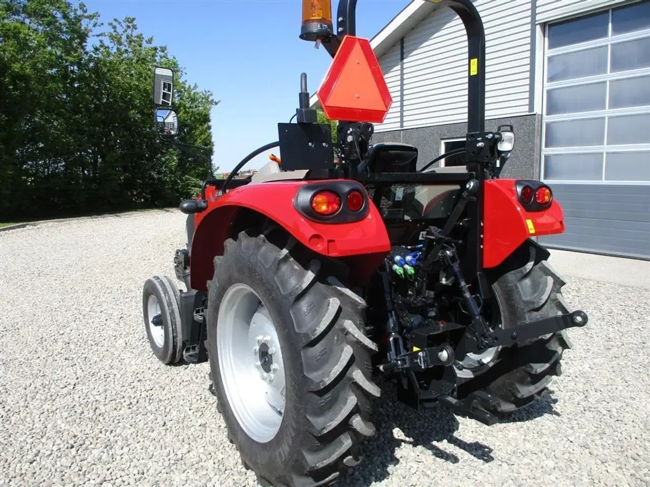 Billede 13 - Case IH Farmall 55A Dansk demo traktor med kun 29timer. Med vendegear på.