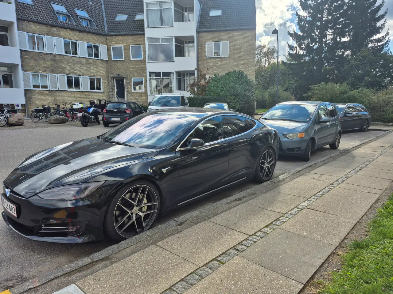 Billede 5 - Tesla Model S 75 Shadowline
