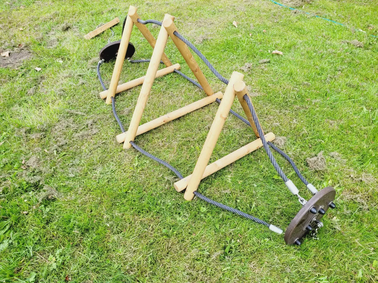 Billede 1 - Svingende Klatrestie 285 cm i PRO Legepladskvalit