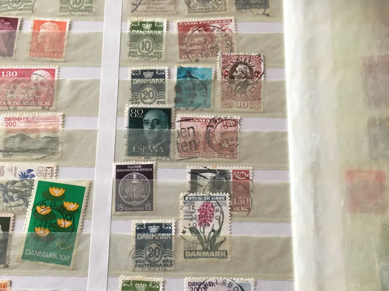 Billede 2 - Frimærkealbum, danske og udenlandske frimærker.