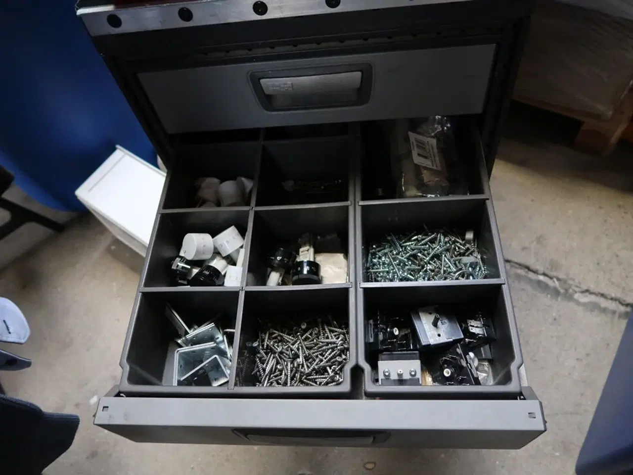 Billede 5 - Værktøjsvogn med div. Værktøj
