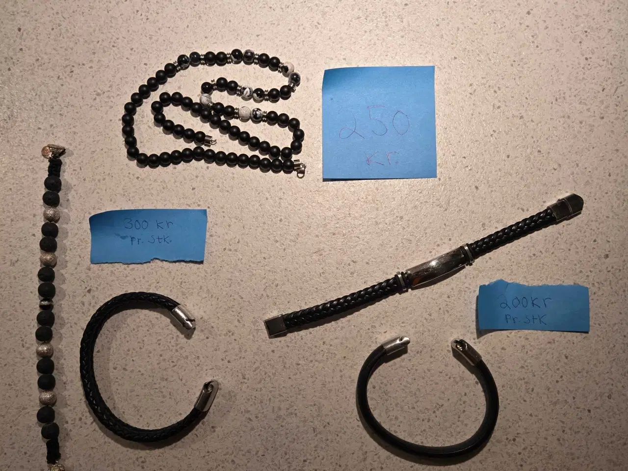 Billede 2 - Lækre armbånd og halskæde til mænd