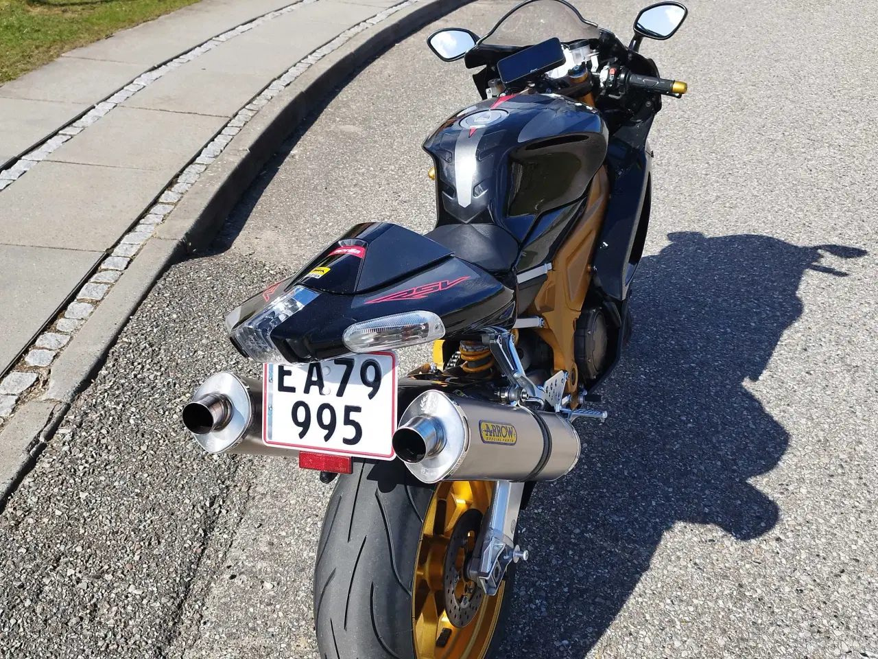 Billede 15 - Aprilia RSV 1000 RR Factory 