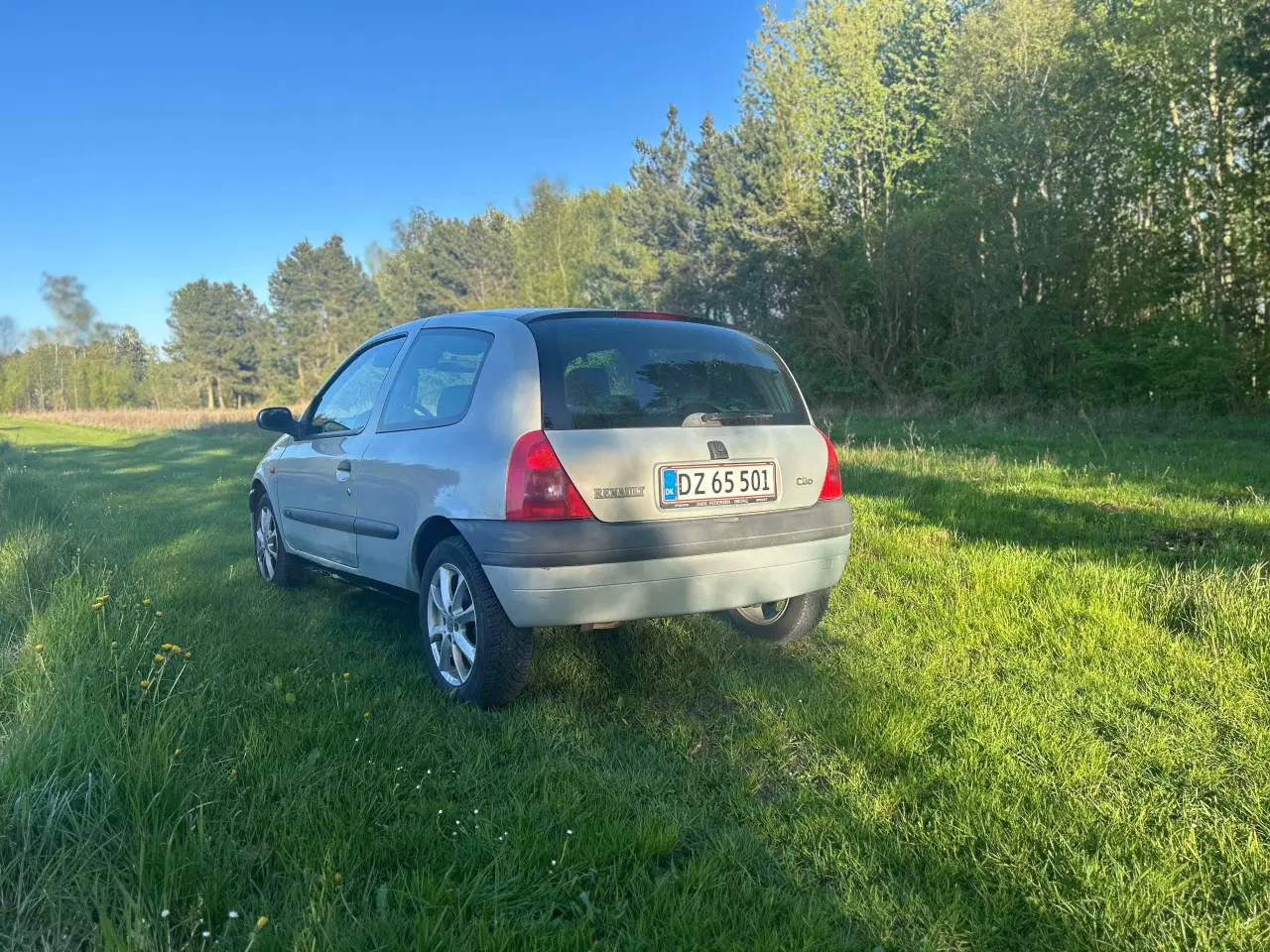 Billede 4 - Renault clio 1,2 nysynet lavt km tal 