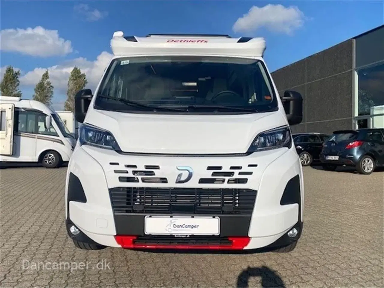 Billede 6 - 2025 - Dethleffs Globebus Camp T4   Flot slim line med 8-trins automatgear, 140 Hk, populær og meget rummelig trods sin længde på kun 6,63 m og 2,20 m i bredden