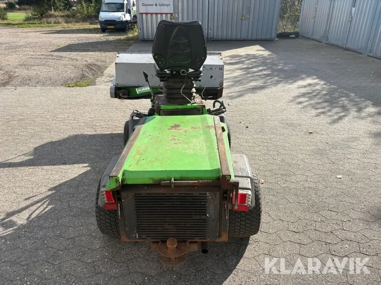 Billede 6 - Redskabsbærer Nilfisk Egholm Park ranger 2150