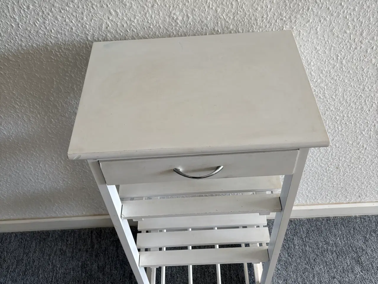 Billede 4 - Sidebord/reol