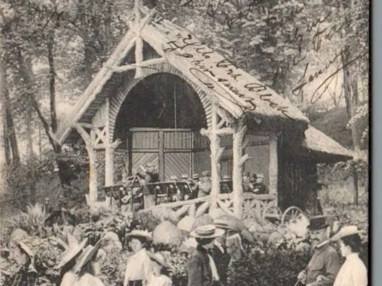 Billede 1 - Viborg - Musikken spiller i Borgvold - Postkort - Brugt