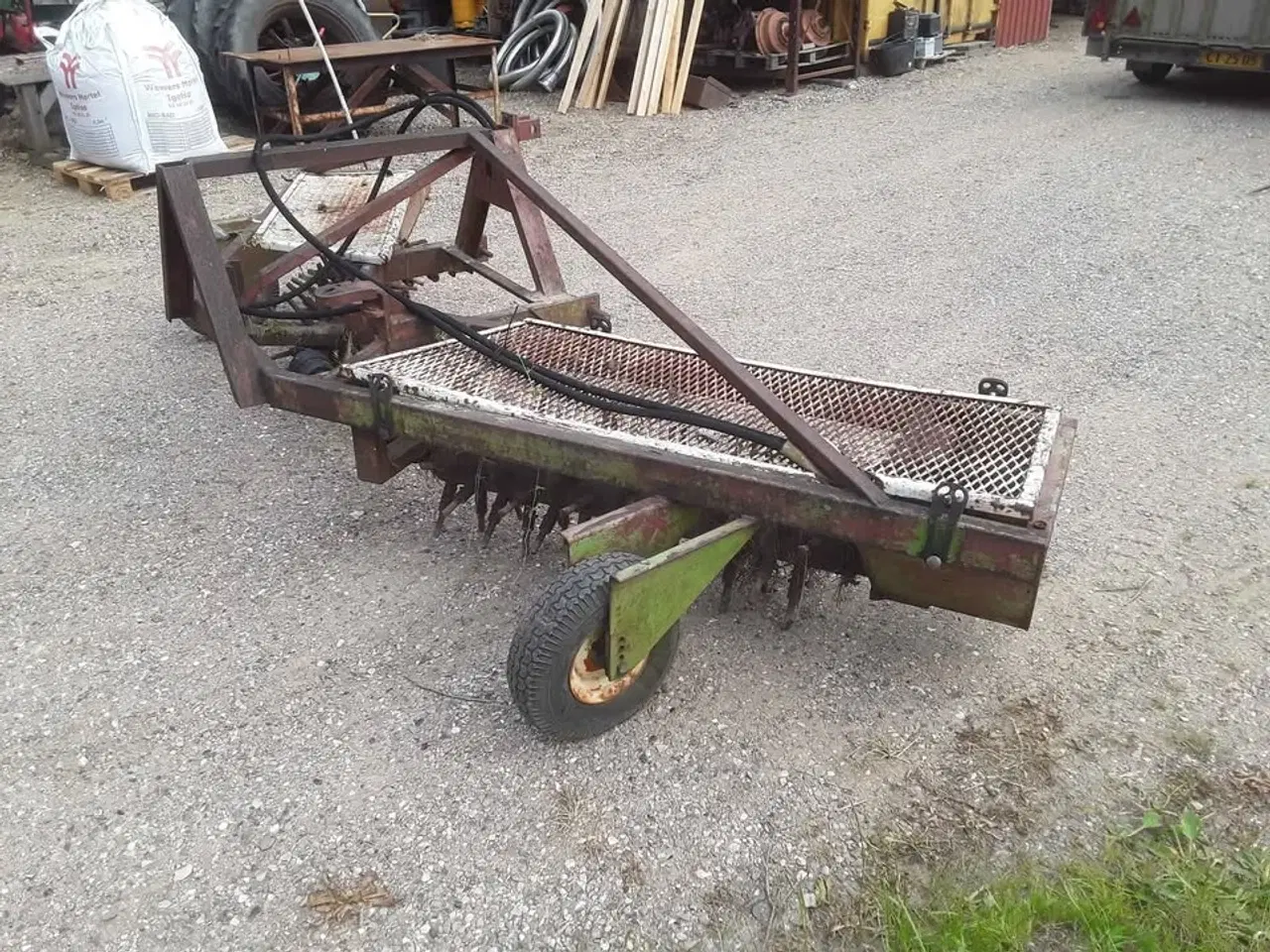 Billede 5 - Stenrive traktor