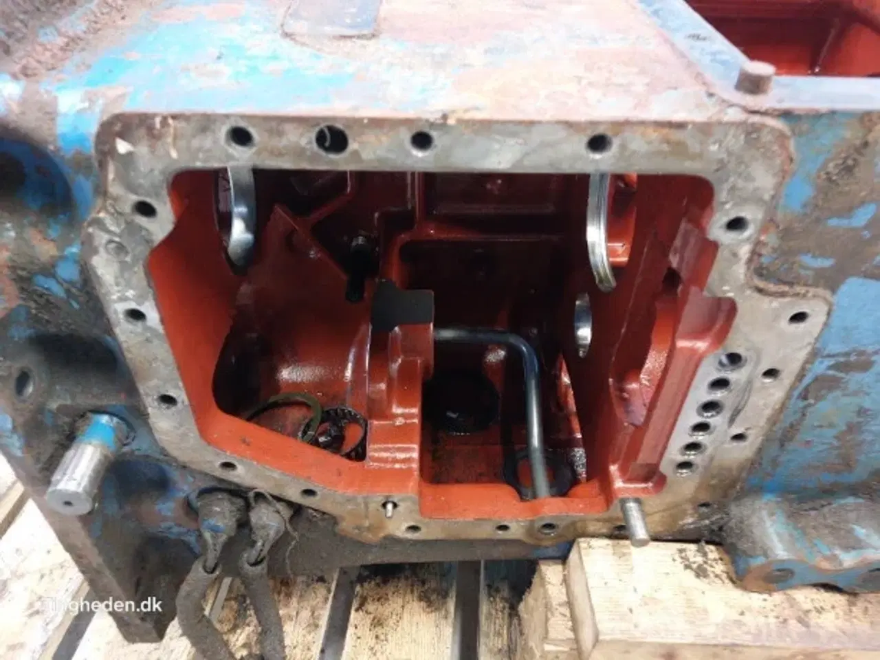 Billede 21 - New Holland 6640 Gearkasse Hus 81872742