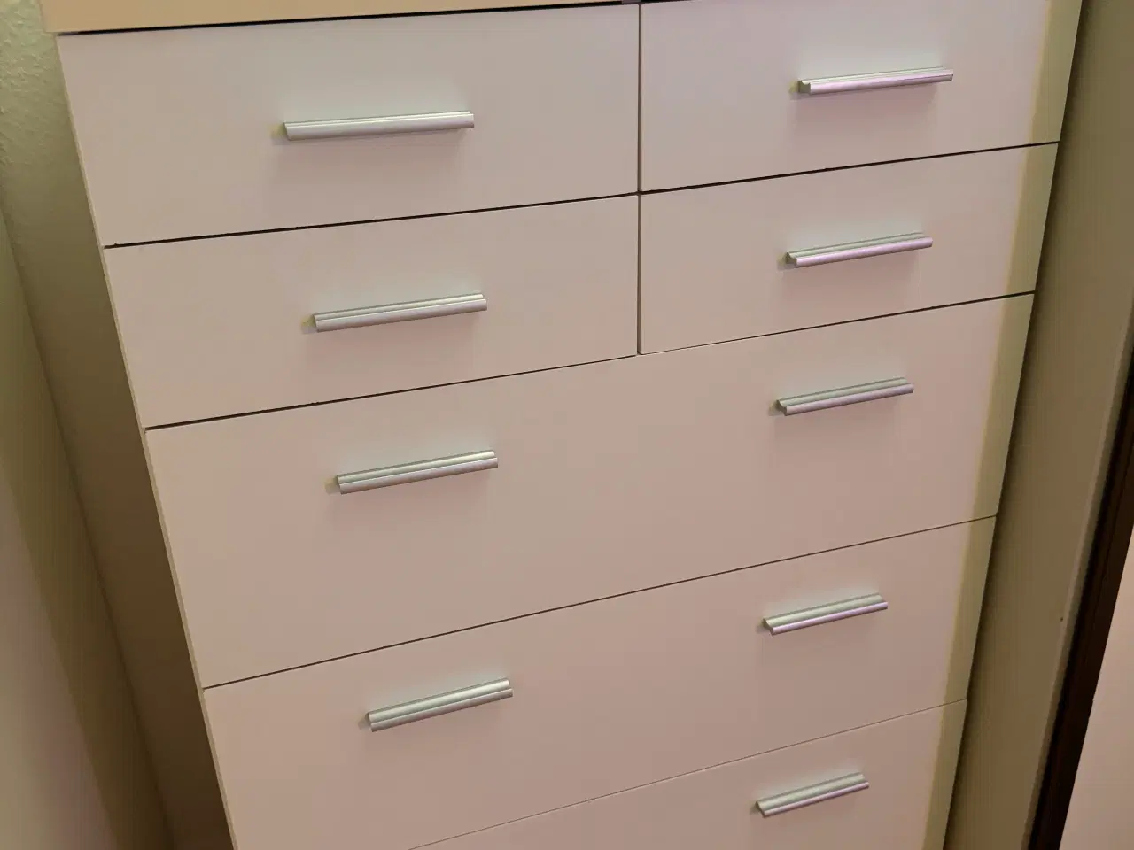 Billede 1 - Kommode med 8 skuffer