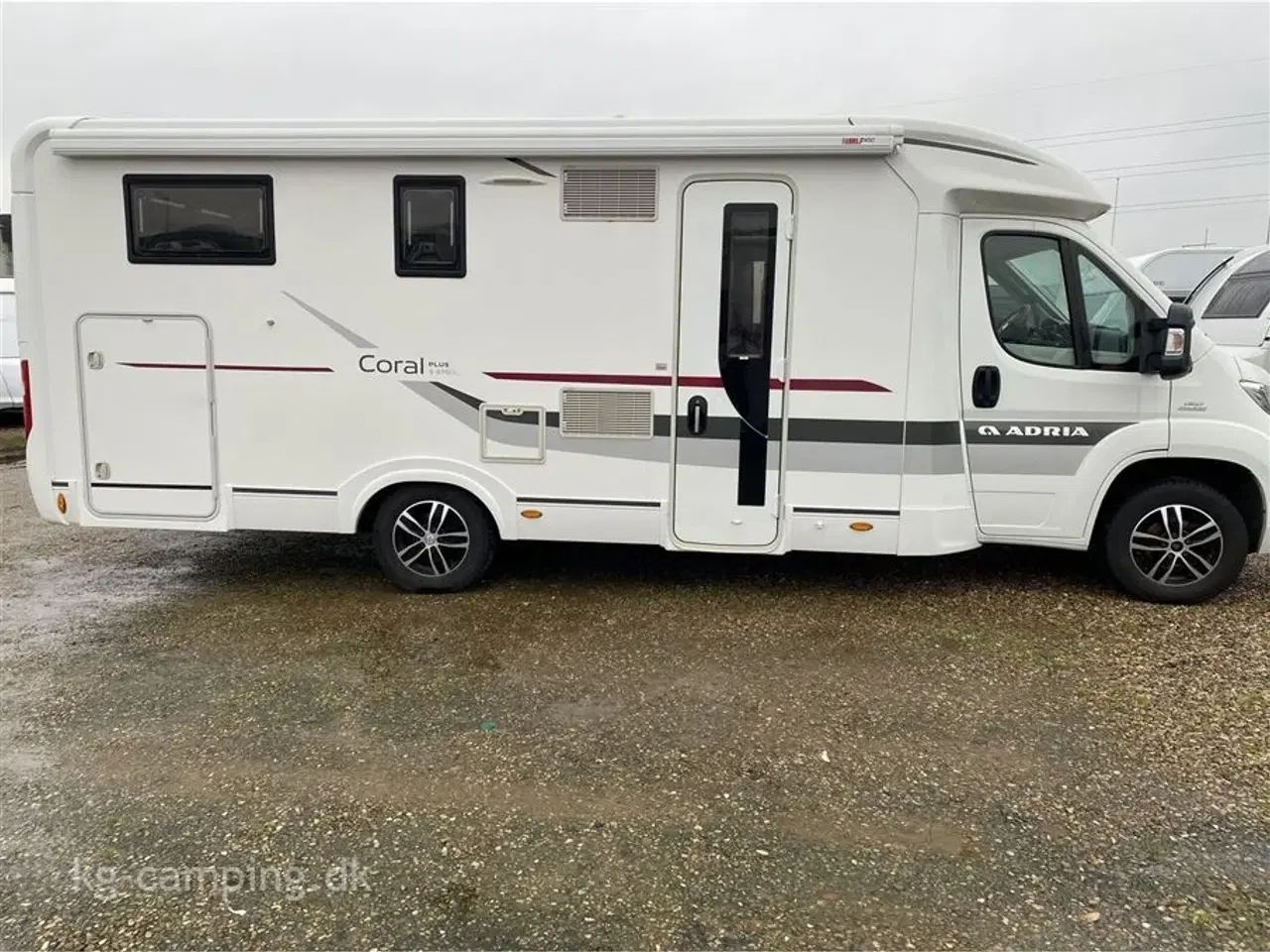 Billede 5 - 2015 - Adria Coral Plus 670 SL Flot Adria Coral med lækre læder sæder.