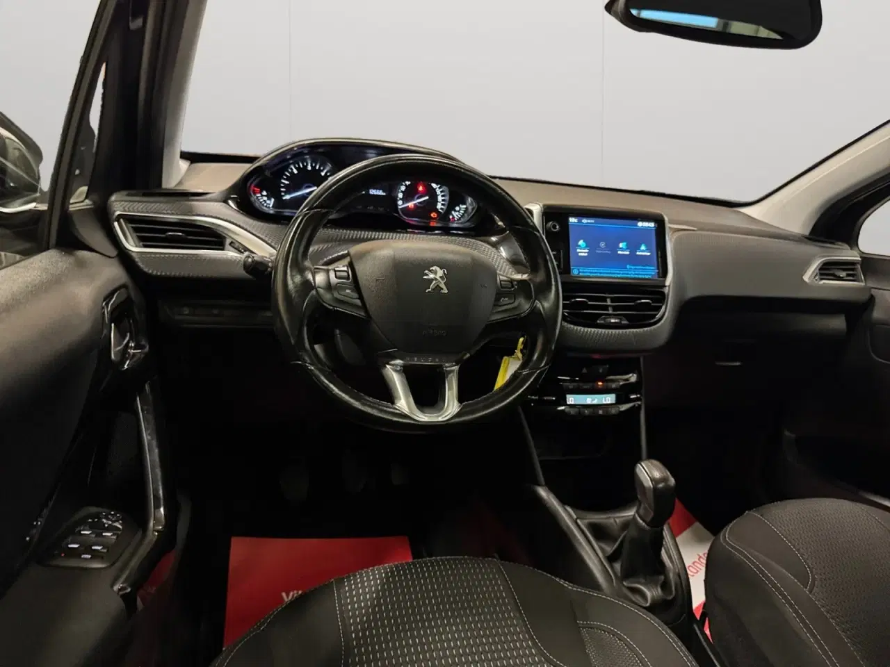 Billede 5 - Peugeot 208 1,6 BlueHDi 100 Allure Sky