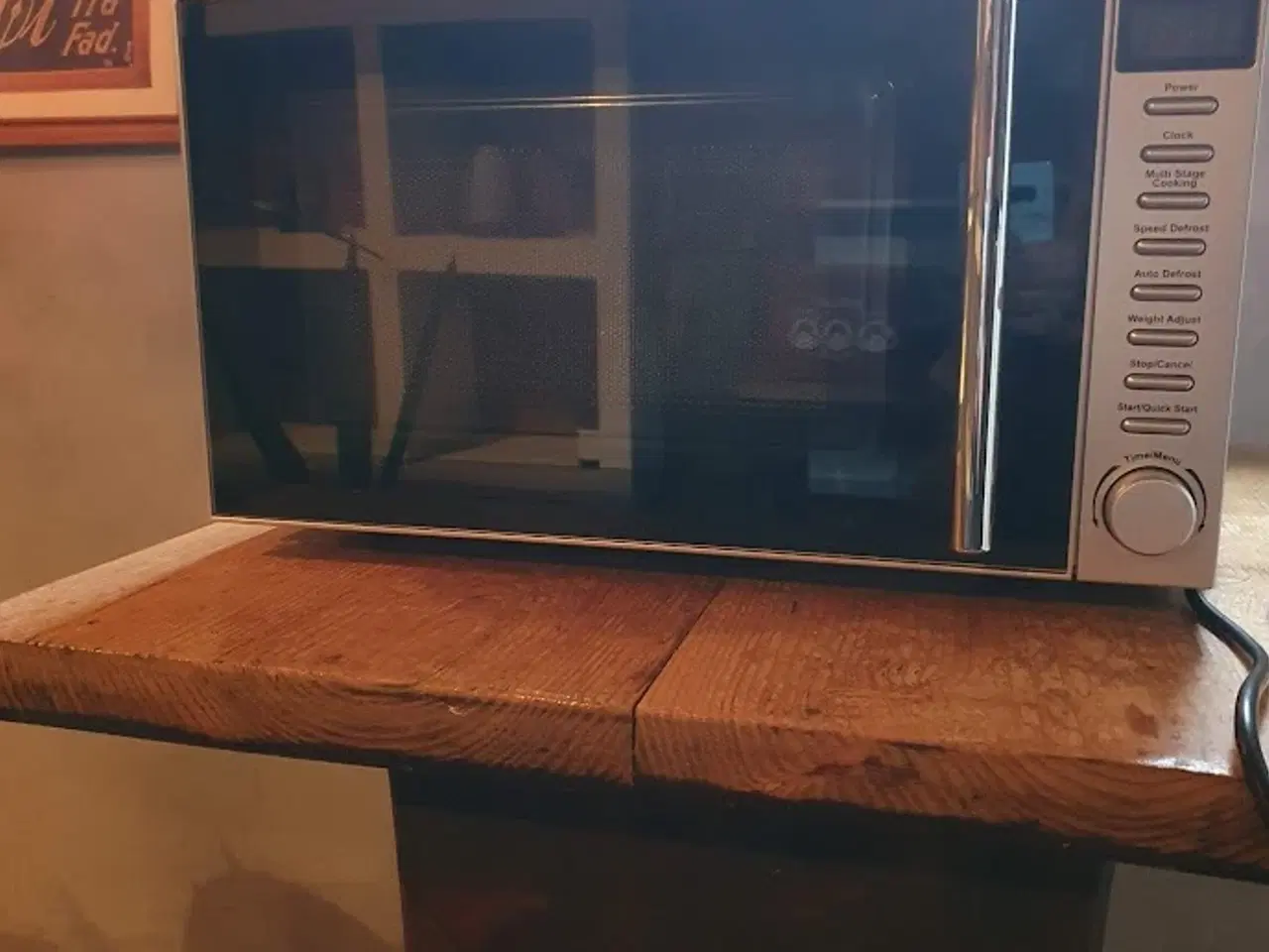 Billede 1 - Fritstående mikrobølgeovn mrk. Salling