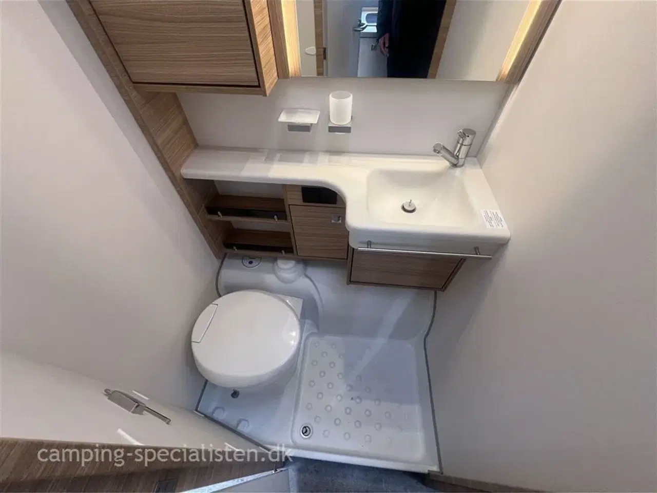 Billede 9 - 2022 - Dethleffs Camper 460 EL D-Line   2022 Dethleffs 460 EL Camper D-Line