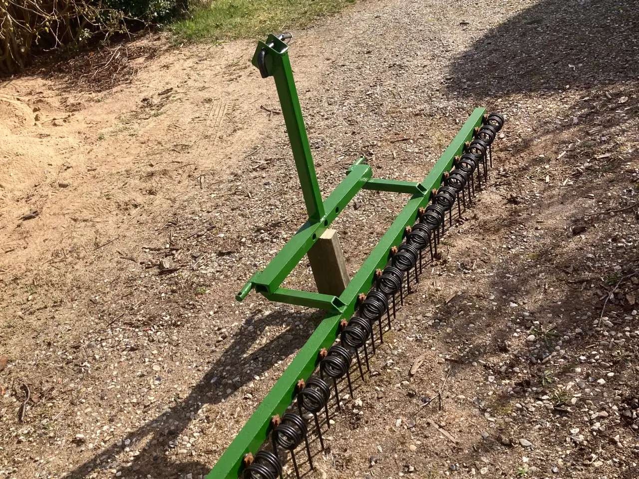 Billede 1 - Gårdrive