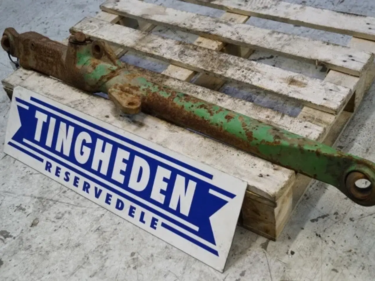 Billede 5 - John Deere 4040 R.H. Liftarm AR80666