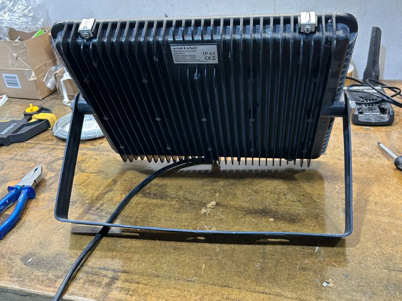 Billede 3 - LED projektør. 200w - inde og ude