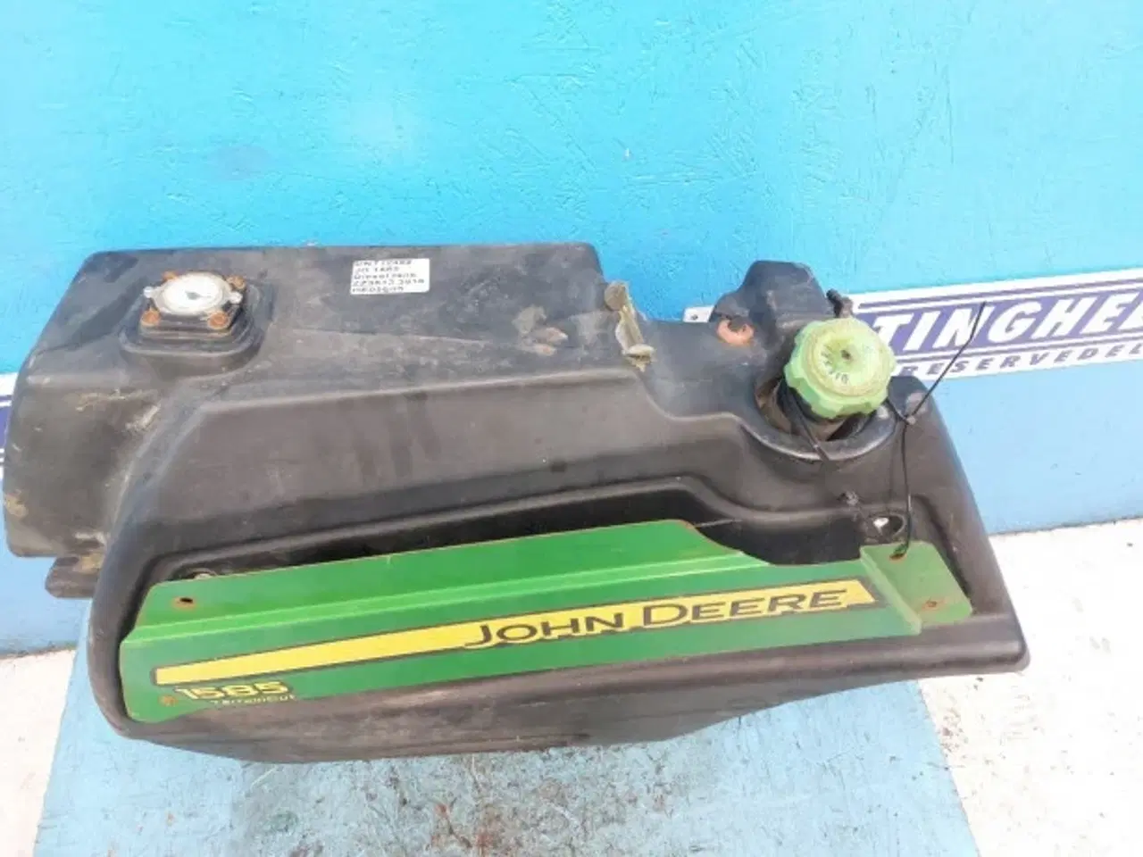 Billede 11 - John Deere 1585 TerrainCut Dieseltank TCA25430