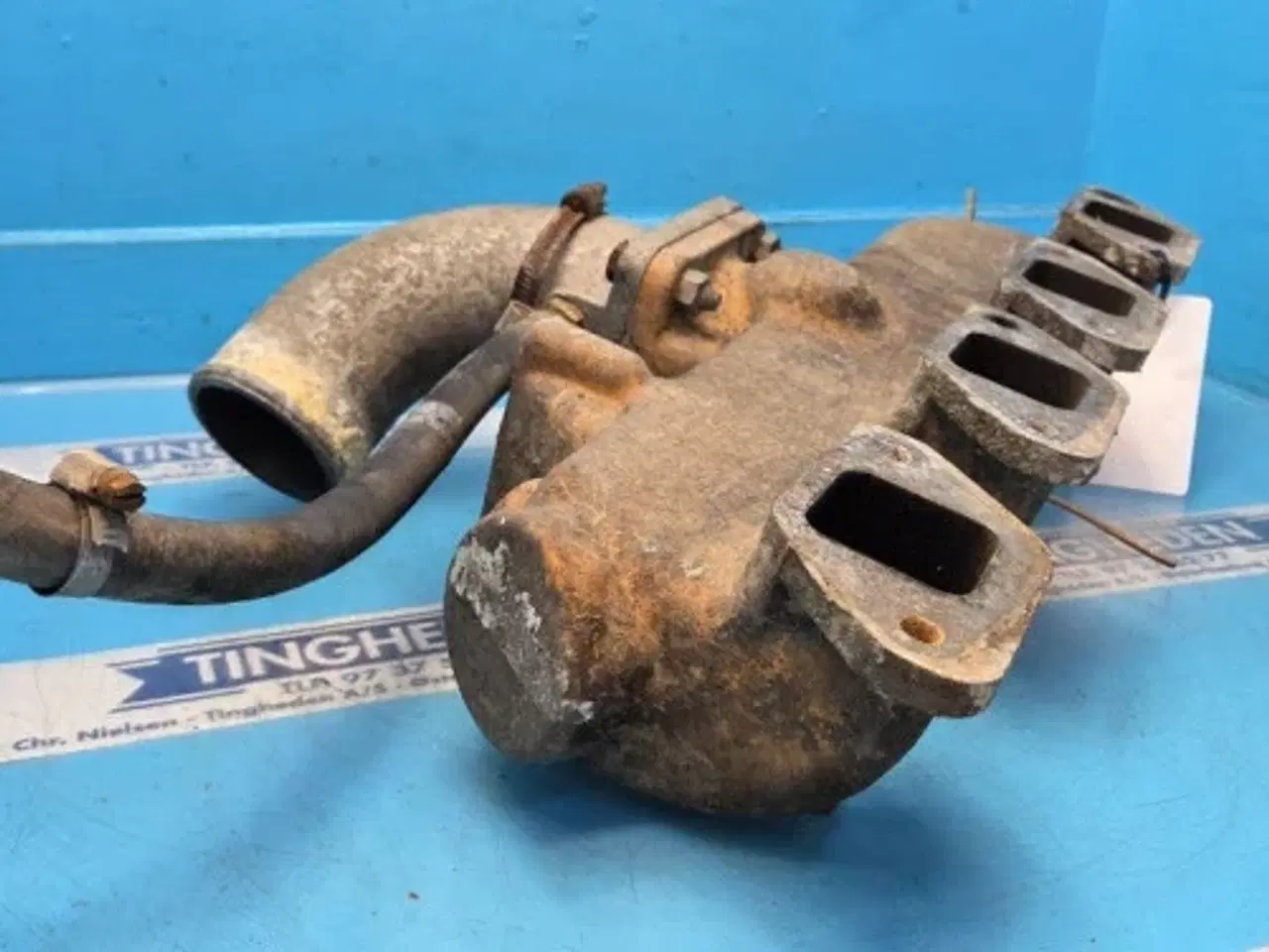 Billede 3 - Case BD336 Udstødningmanifold A154149