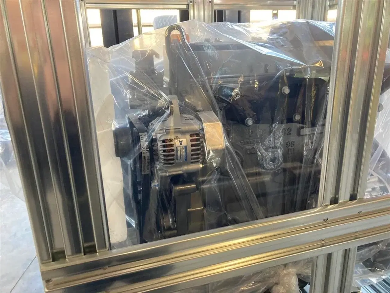 Billede 10 - - - - incl. brændstofpumpe, starter og generator